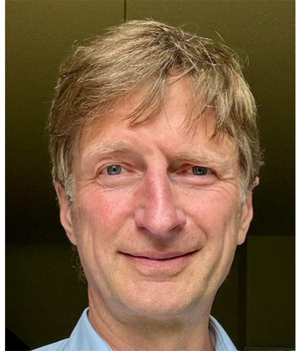 Dipl.-Stom. Michael Arnold